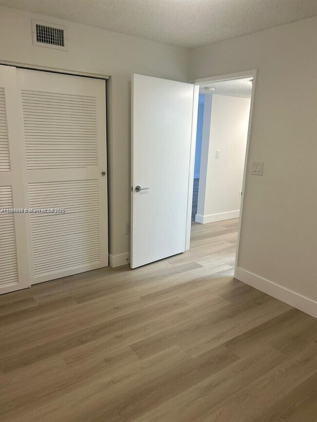 Building Photo - 14911 SW 80th St