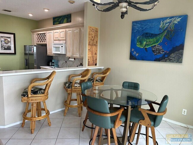 Building Photo - 1342 Harbor Island Dr