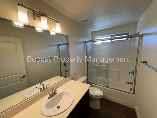 Building Photo - 1226 Saltern Dr