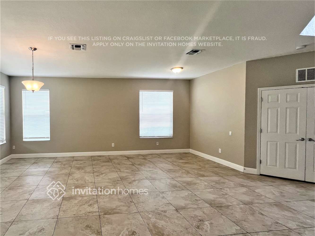 Building Photo - 481 Dagama Dr