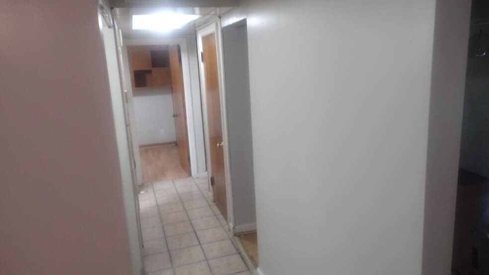 Building Photo - 4005 Prescott Ave