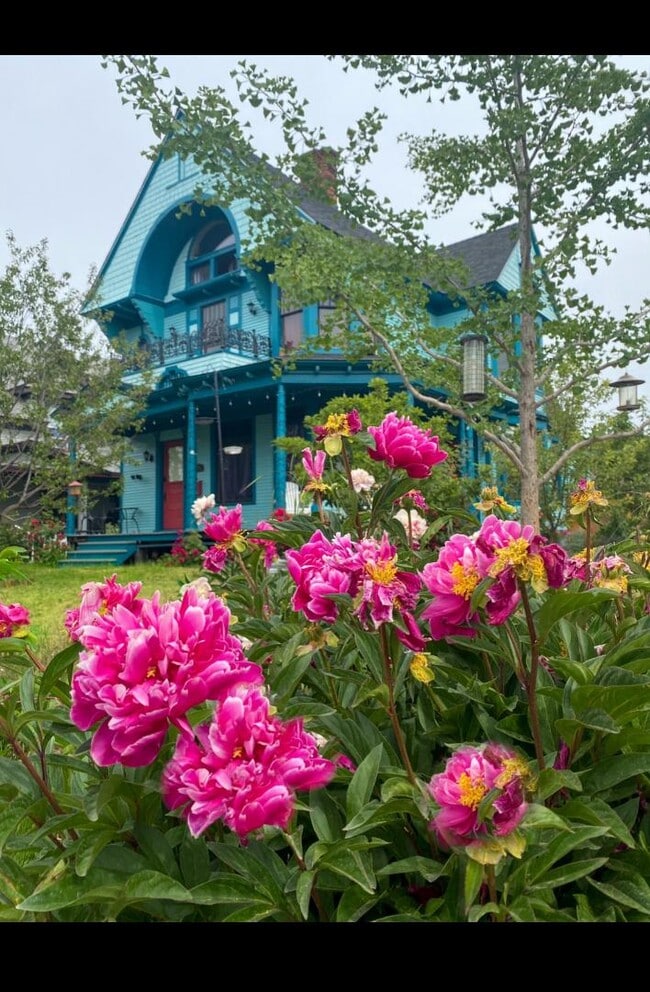 Building Photo - 1104 W Sinto Ave