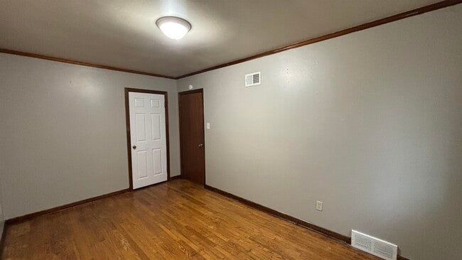 Building Photo - 4243 Vann Ave