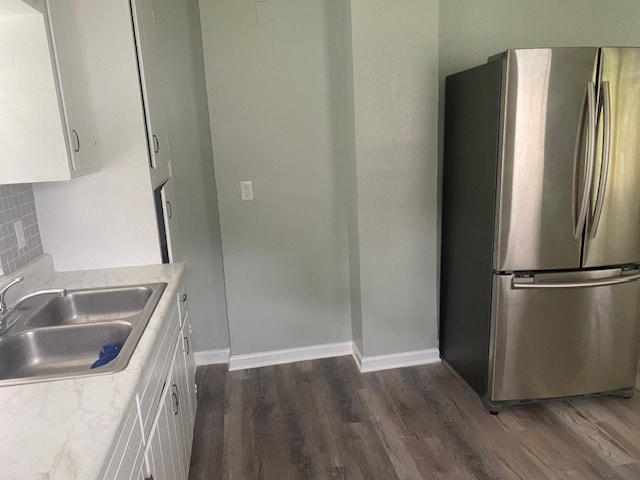 Kitchen - 2940 Begonia Rd