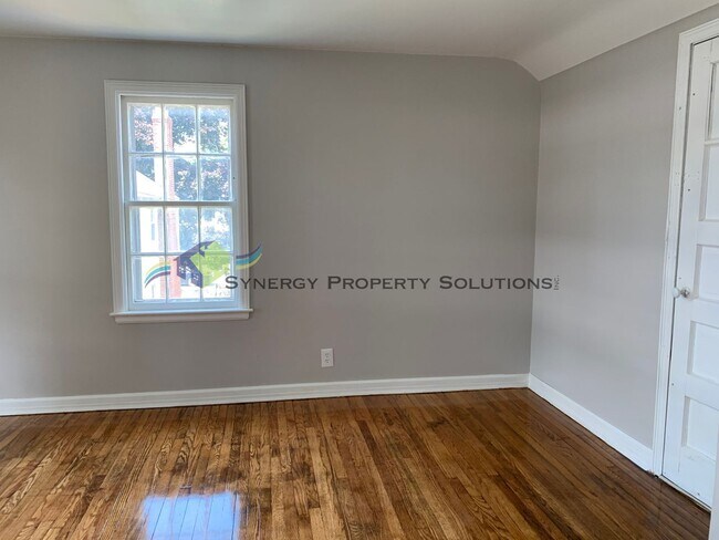 Building Photo - Own your OWN Home for less than rent!