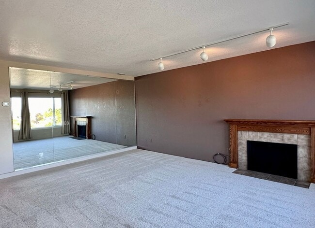 Building Photo - 31080 State Rte 20