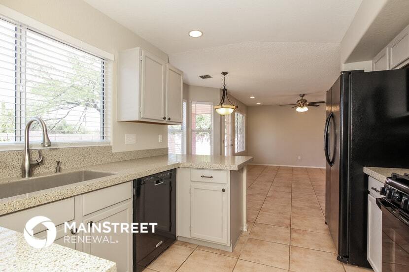 Building Photo - 3770 W Mesa Ridge Trail