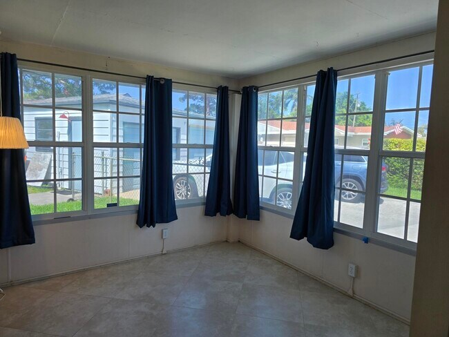 Building Photo - 2672 Rockcrest Ct