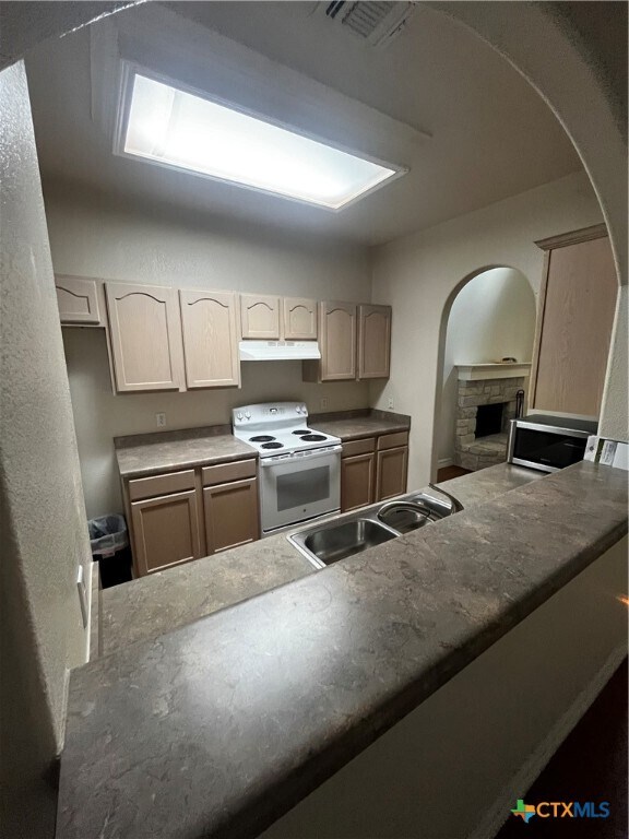 Building Photo - 2033 Northview Dr