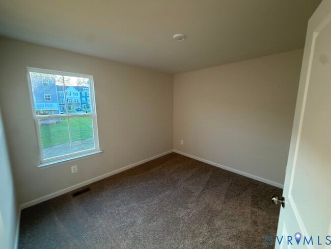 Building Photo - 8760 Whitman Dr