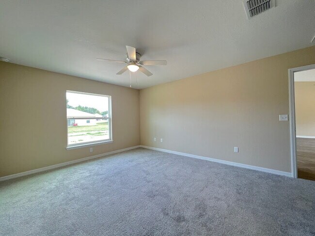 Building Photo - **Available March 15th**Beautiful Home for Rent 3 Bd 2Bath