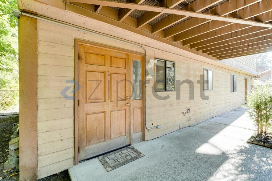 Building Photo - 14325 19th Ave NE