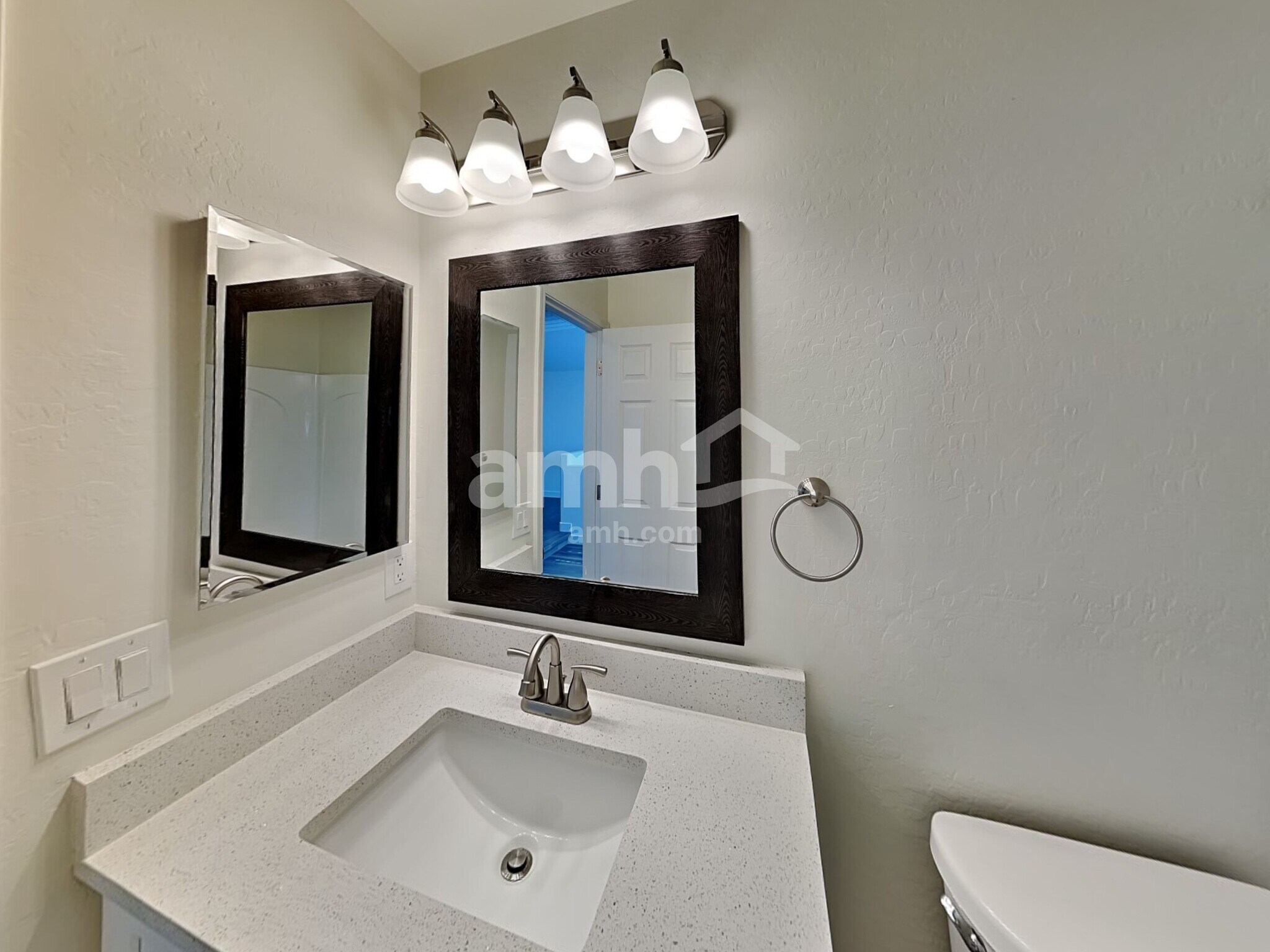 Building Photo - 22428 W Solano Dr