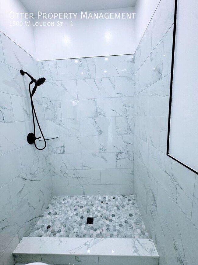 Building Photo - 1500 W Loudon St