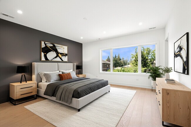 Building Photo - 9214 Washington St