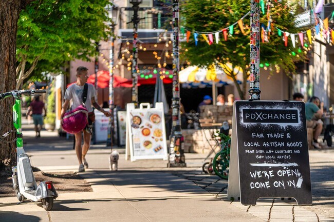 Building Photo - 4065 N Mississippi Ave