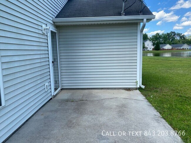 Building Photo - 202 Saturn Ct