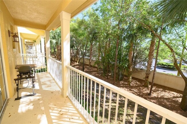 Building Photo - 1113 Bolton Pl