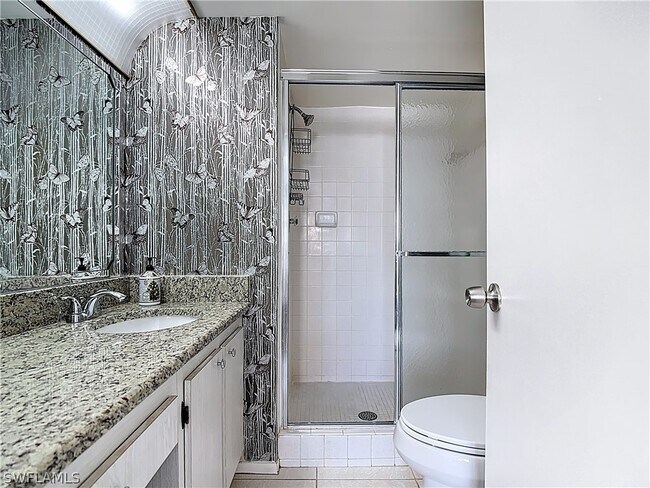 Building Photo - 200 Turtle Lake Ct