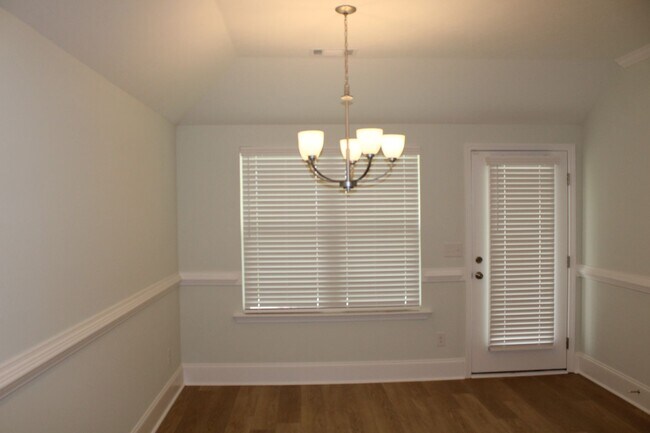 Building Photo - New 3 Bedroom 2 Bath Grovetown