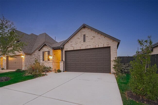 Building Photo - 126 Nightshade St