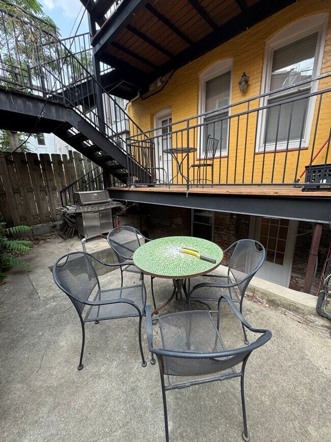 Building Photo - 1330 13th St NW
