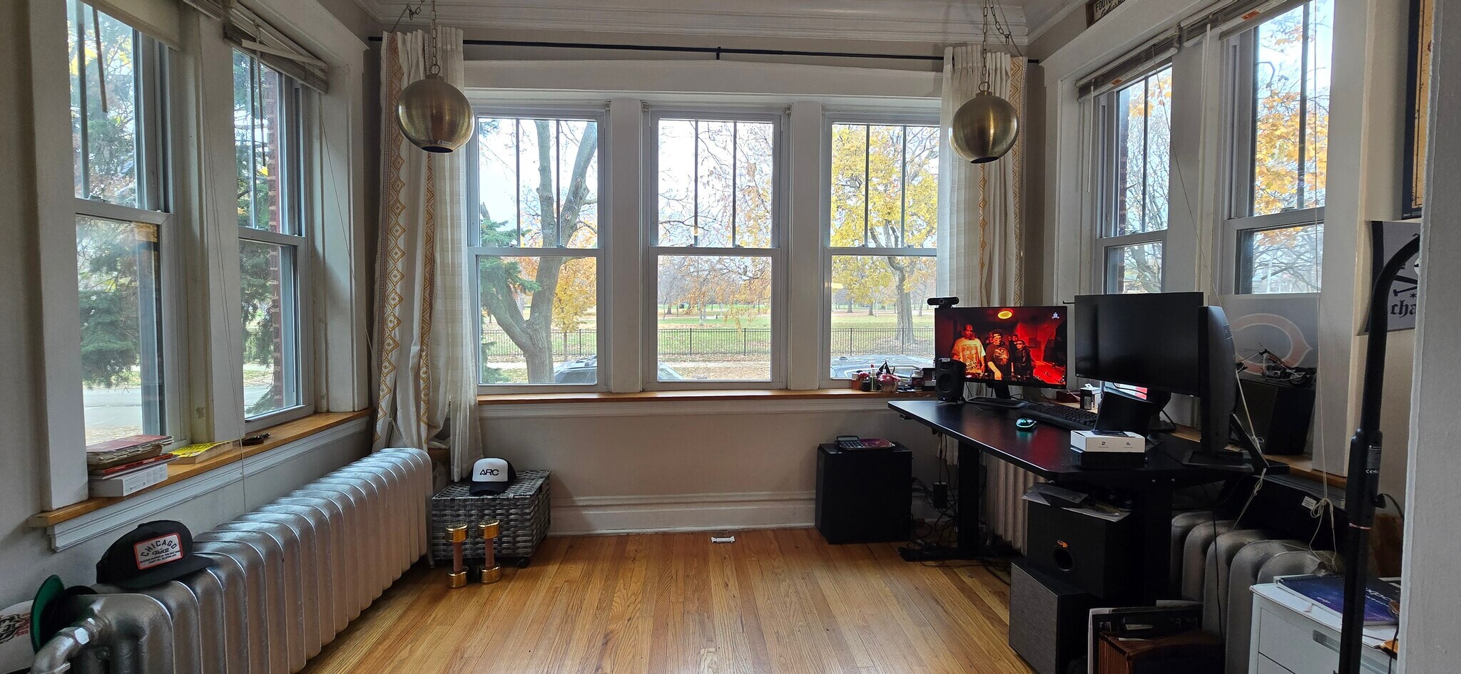 Building Photo - 4037 N Long Ave