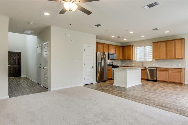Building Photo - 15912 Windroot St