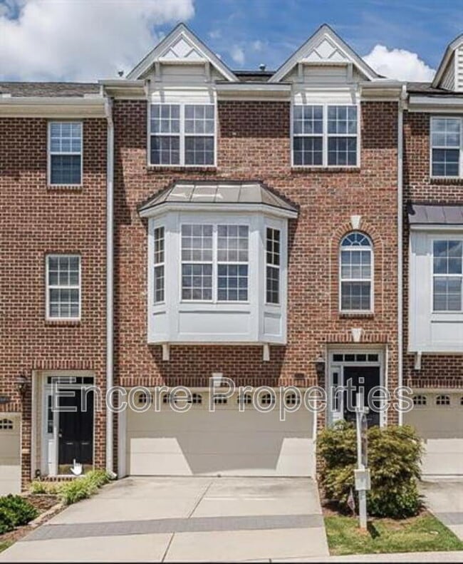 Building Photo - 3005 Imperial Oaks Dr
