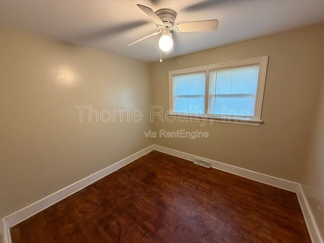 Building Photo - 6831 W Mt Dr