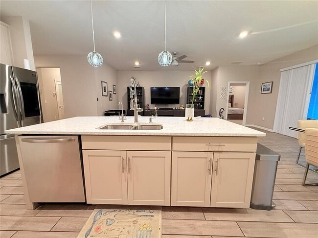 Building Photo - 8321 Praise Dr