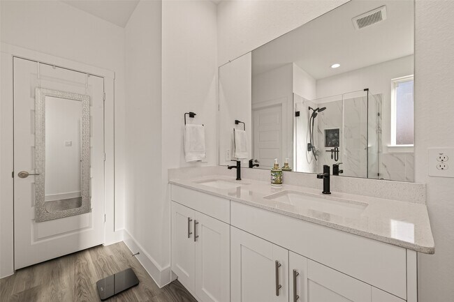Building Photo - 3415 Dursley Landing Ct