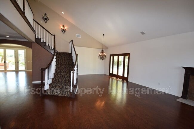 Building Photo - 1674 Bushgrove Ct