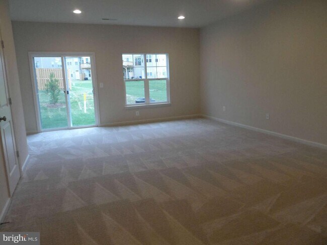 Building Photo - 27 Rapidan Dr