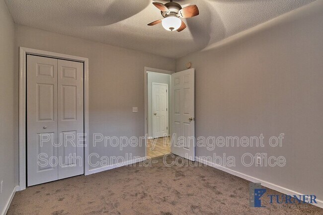 Building Photo - 801 Laurel Hill Ln