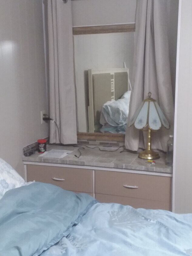 desk/vanity in BDRM - 30531 Francis St