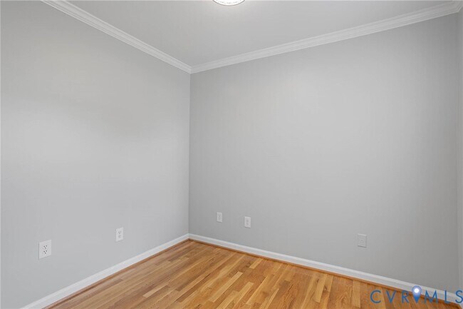 Building Photo - 7219 Laurel Spring Rd