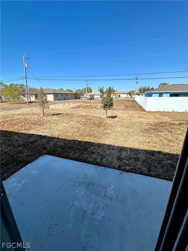 Building Photo - 1131 SW 16th Terrace