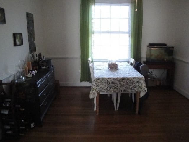 Building Photo - Beautiful 2 bedroom near west end Grove avenue apartment