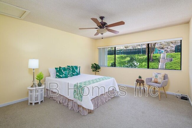 Building Photo - 348F Kaelepulu Dr