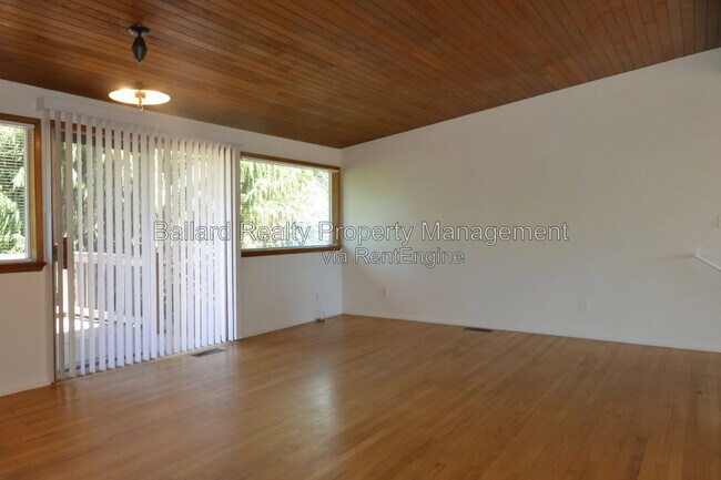 Building Photo - 1802 NW 89th St