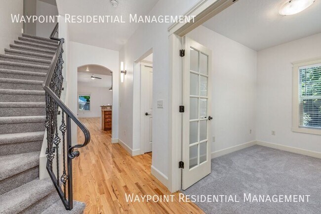 Building Photo - 5956 N Bremerton Pl