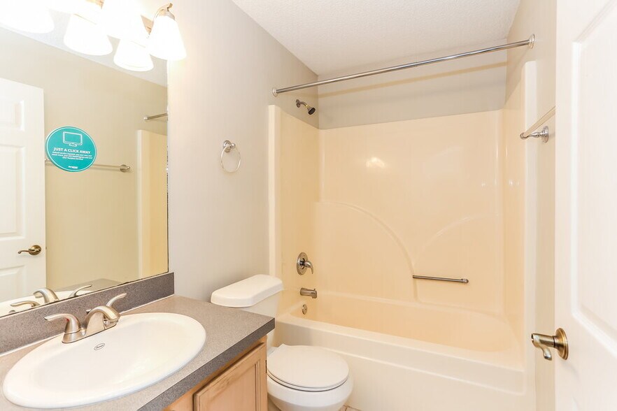 Building Photo - 11340 Trotting Horse Ln S