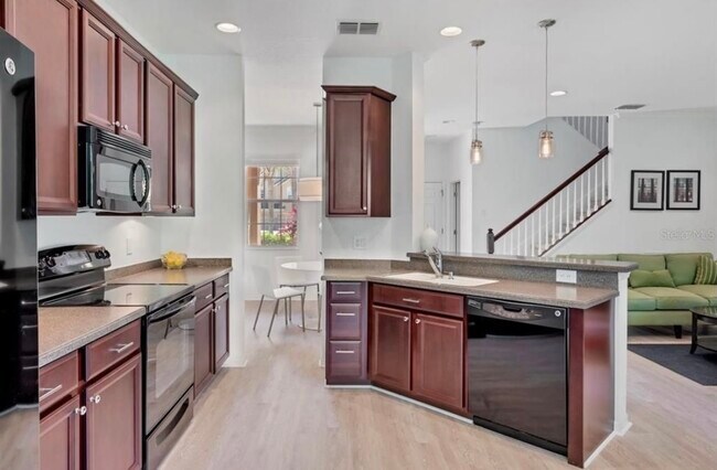 Kitchen - 8111 Villa Grande Ct