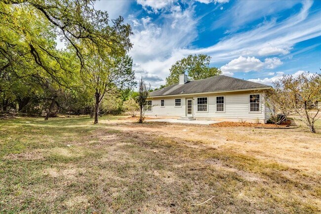 Building Photo - 35 Country Pl Dr