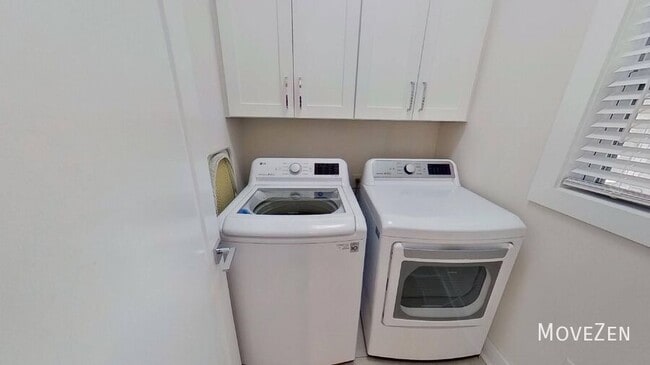 Building Photo - 3434 Craig Ave