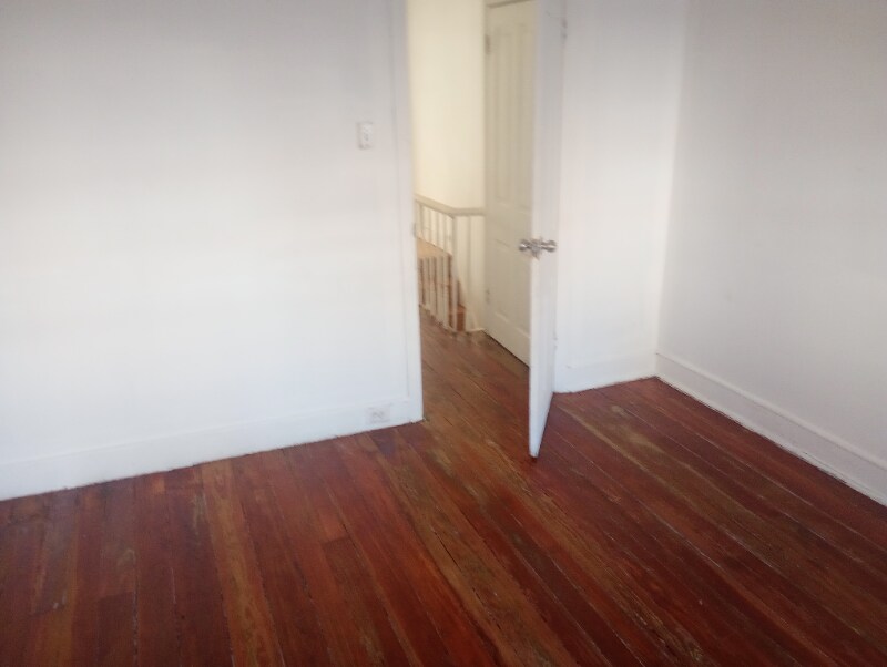 Building Photo - 16xx W Juniata St