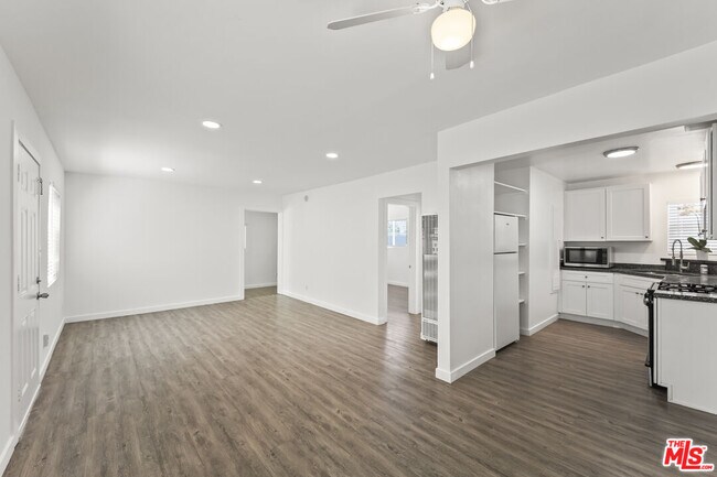Building Photo - 20841 Community St