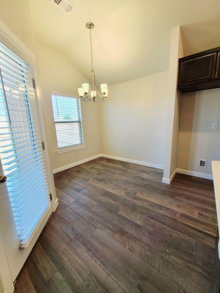 Building Photo - 8713 Thera Dr