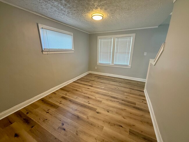 Building Photo - 745 S Wayne Ave